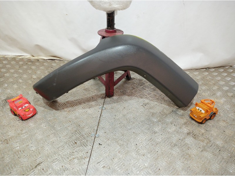 Recambio de aletin trasero derecho para jeep cherokee (kj) 2.5 crd básico referencia OEM IAM 5GH02ACRH 5GH02ACRH 5GH02ACRH