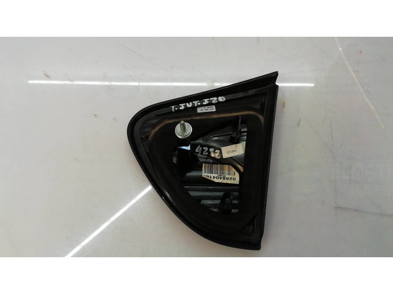 Recambio de piloto trasero izquierdo interior para renault captur helly hansen referencia OEM IAM 0286404165 0286404165 02864041