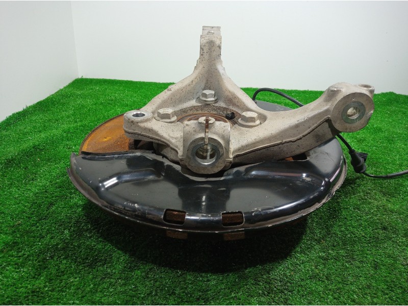 Recambio de mangueta delantera derecha para opel insignia sports tourer cosmo referencia OEM IAM   