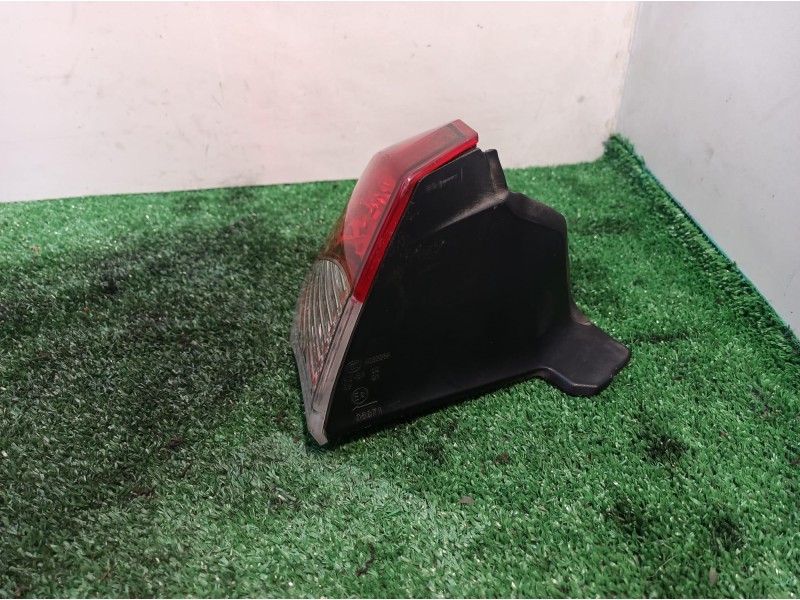 Recambio de piloto trasero derecho para renault laguna iii initiale referencia OEM IAM   