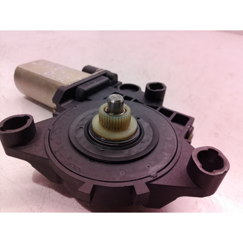Recambio de motor elevalunas delantero izquierdo para fiat stilo (192) 1.6 16v cat referencia OEM IAM 50002603 50002603 9030192