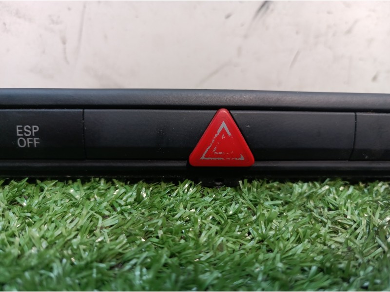 Recambio de warning para audi a8 (4e2) 4.2 v8 32v fsi referencia OEM IAM 4E1927137 4E1927137 4E1927137