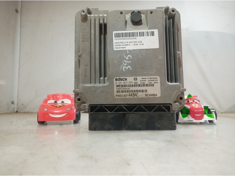 Recambio de centralita motor uce para dodge caliber s referencia OEM IAM 0281013693 0281013693 0281013693