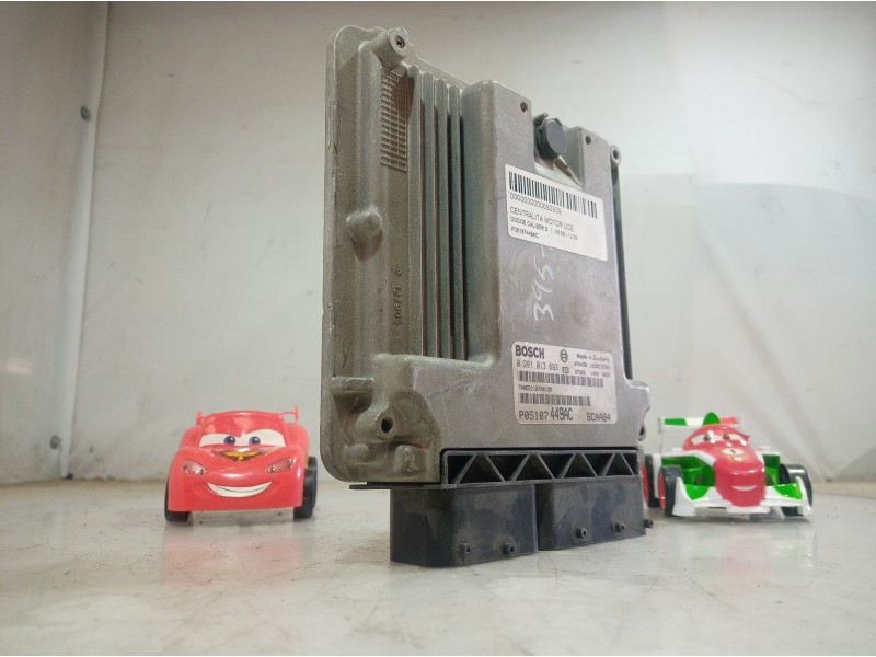 Recambio de centralita motor uce para dodge caliber s referencia OEM IAM 0281013693 0281013693 0281013693