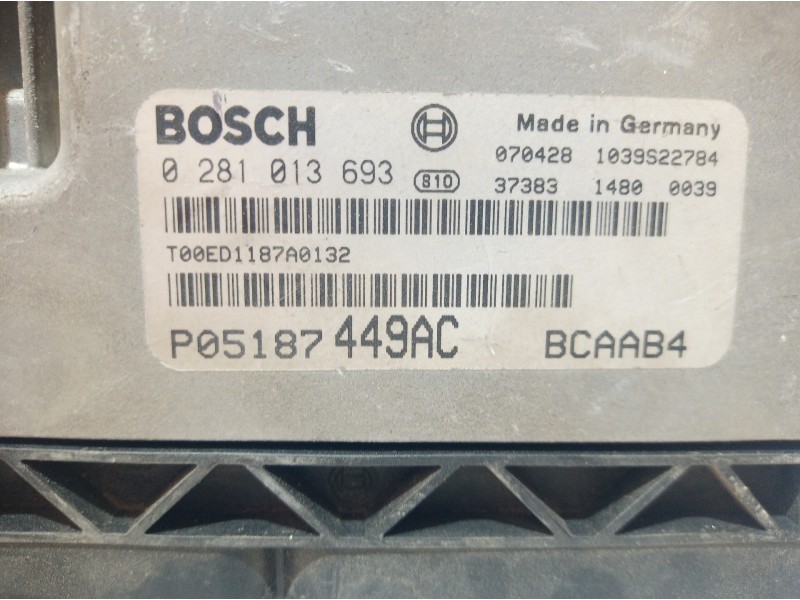 Recambio de centralita motor uce para dodge caliber s referencia OEM IAM 0281013693 0281013693 0281013693