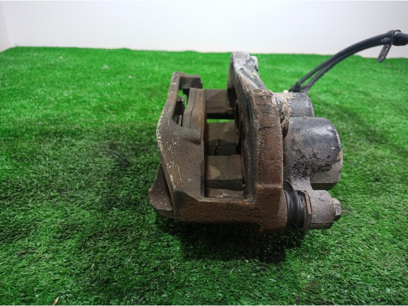 Recambio de pinza freno delantera izquierda para nissan cabstar e 3.0 diesel referencia OEM IAM   