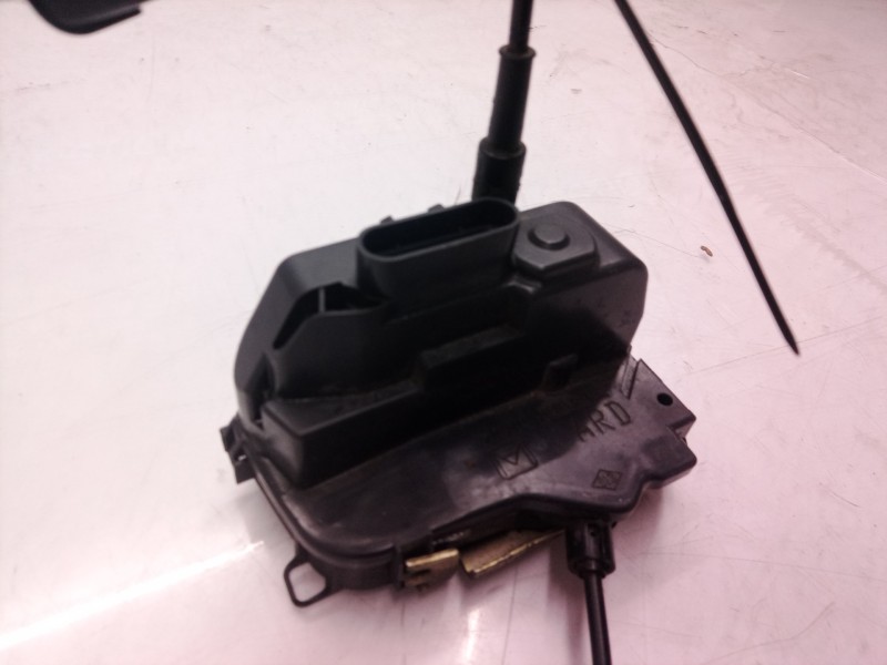 Recambio de cerradura puerta trasera derecha para renault laguna ii (bg0) authentique referencia OEM IAM 8200000658  