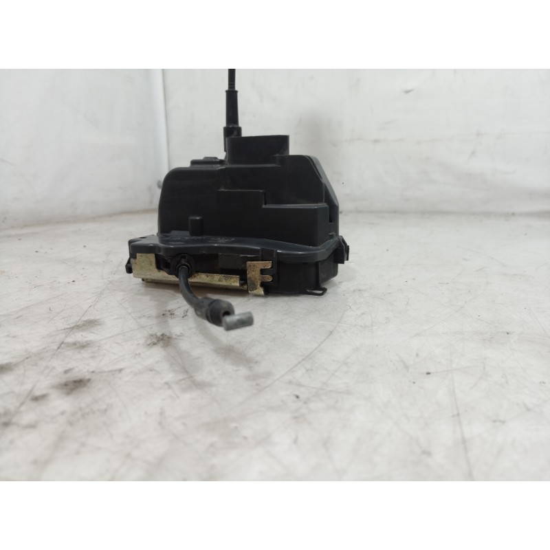 Recambio de cerradura puerta trasera izquierda para renault laguna ii (bg0) authentique referencia OEM IAM 8200000657 8200000657