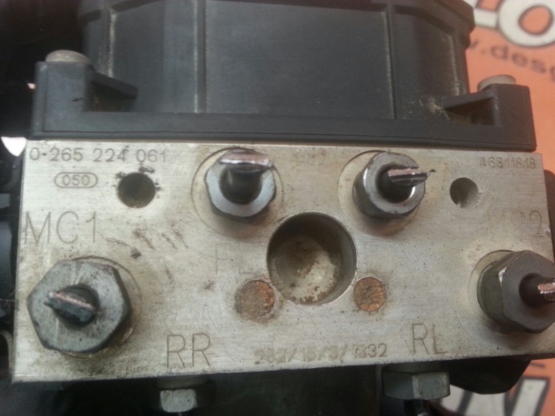 Recambio de abs para alfa romeo 147 (190) 1.6 16v cat referencia OEM IAM 0265224061 0265900031 46811818