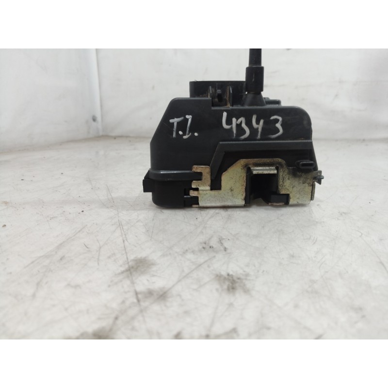 Recambio de cerradura puerta trasera izquierda para renault laguna ii (bg0) authentique referencia OEM IAM 8200000657 8200000657