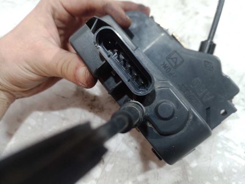 Recambio de cerradura puerta trasera izquierda para renault laguna ii (bg0) authentique referencia OEM IAM 8200000657 8200000657