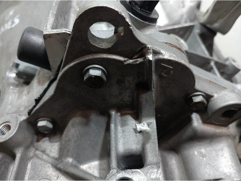 Recambio de caja cambios para peugeot 208 active referencia OEM IAM 20ET31 20ET31 20ET31