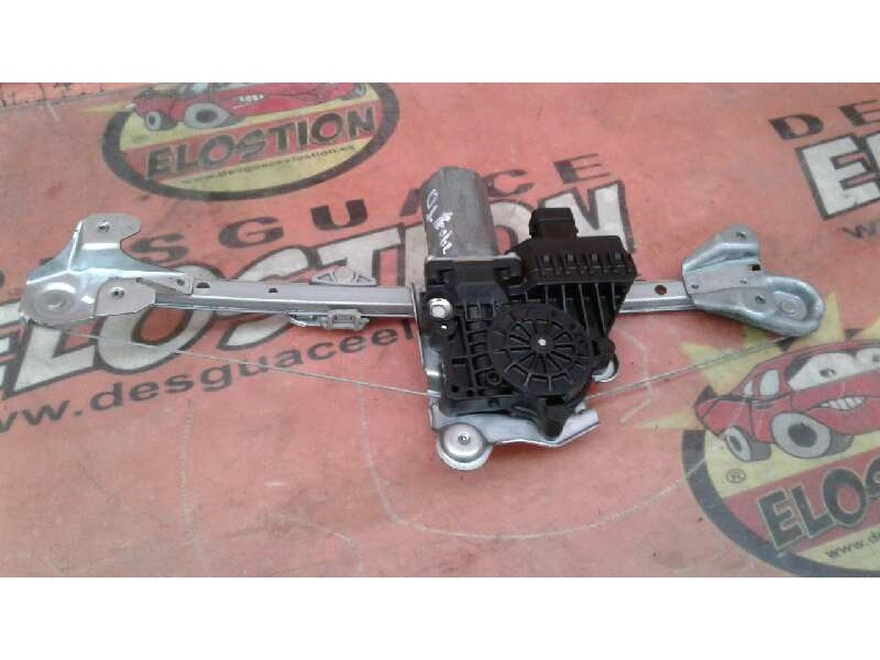 Recambio de elevalunas trasero derecho para opel astra h berlina sport referencia OEM IAM 0130821990 0130821990 0130821990