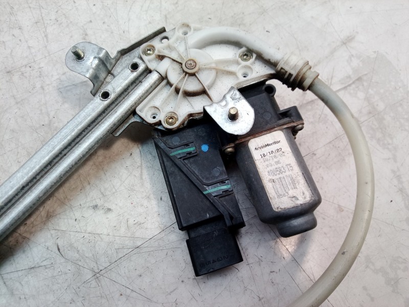 Recambio de elevalunas trasero derecho para renault laguna ii (bg0) authentique referencia OEM IAM 400583T5 400583T5 400583T5