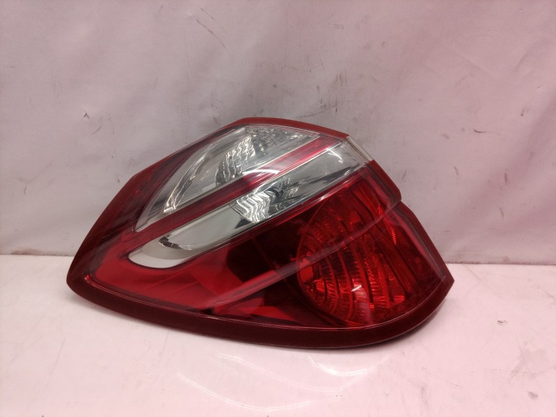 Recambio de piloto trasero izquierdo para subaru legacy berl. b13 (bl) 2.0 d limited referencia OEM IAM 84201AG092  