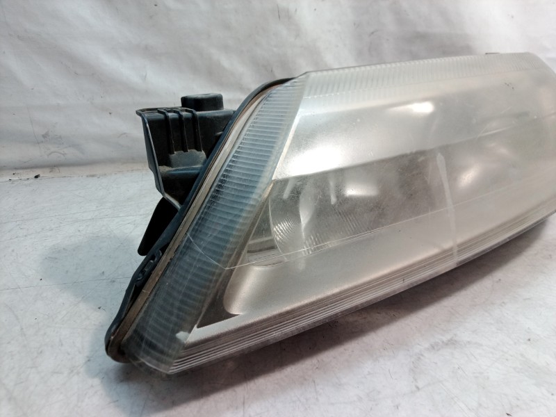Recambio de faro izquierdo para renault laguna ii (bg0) authentique referencia OEM IAM 8200163323 8200163323 8200163323