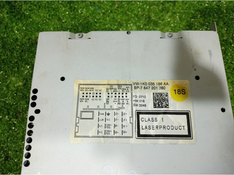 Recambio de sistema audio / radio cd para volkswagen golf vi (5k1) advance referencia OEM IAM VW1K0035186AA VW1K0035186AA BP7647