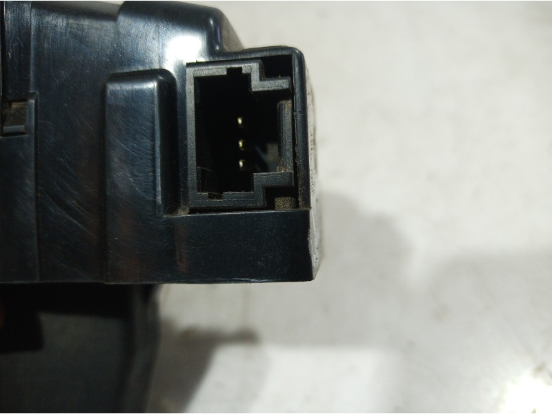 Recambio de cerradura maletero / porton para citroën c4 picasso millenium referencia OEM IAM 9660403980 9660403980 9660403980