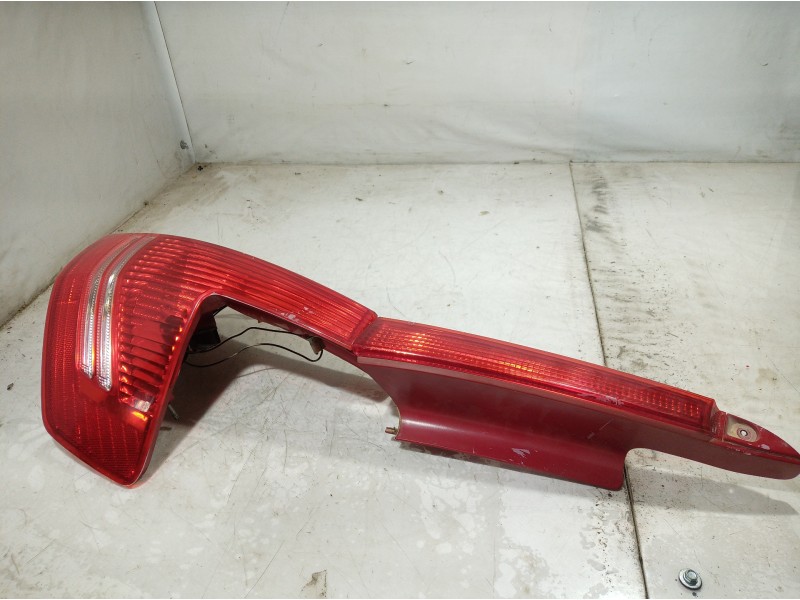 Recambio de piloto trasero derecho para citroën c4 berlina exclusive referencia OEM IAM 9655863980 9655863980 9655863980