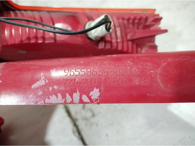 Recambio de piloto trasero derecho para citroën c4 berlina exclusive referencia OEM IAM 9655863980 9655863980 9655863980