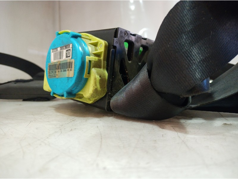 Recambio de cinturon seguridad delantero derecho para citroën c4 picasso millenium referencia OEM IAM 9654964377 9654964377 9654