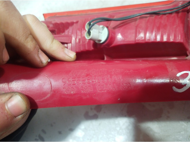 Recambio de piloto trasero izquierdo para citroën c4 berlina exclusive referencia OEM IAM 9655864080 9655864080 9655864080