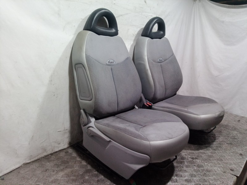 Recambio de juego de asientos completo para citroën c3 pluriel 1.4 exclusive referencia OEM IAM   