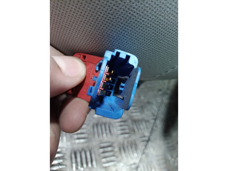 Recambio de juego de asientos completo para citroën c3 pluriel 1.4 exclusive referencia OEM IAM   