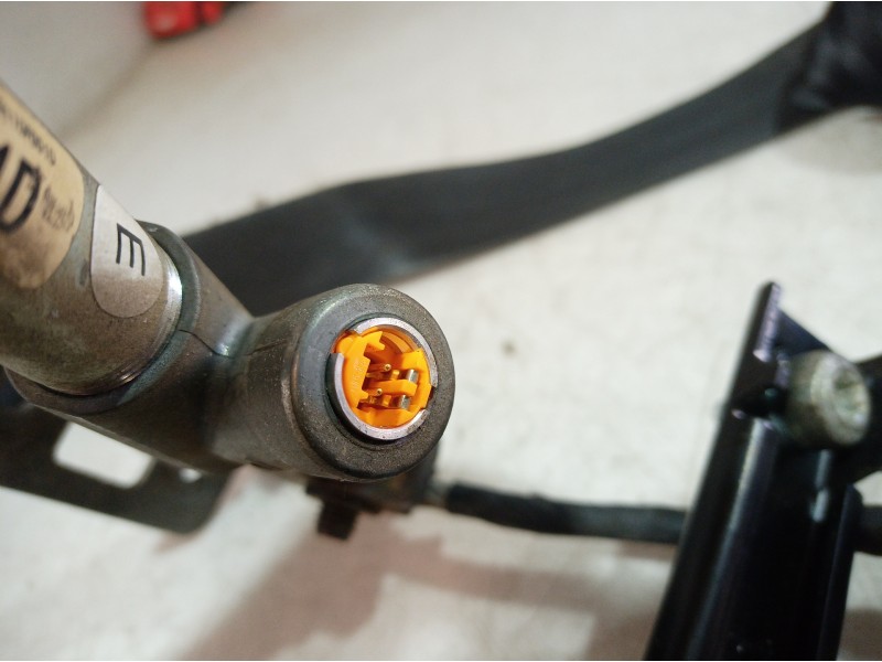 Recambio de cinturon seguridad delantero derecho para citroën c4 picasso millenium referencia OEM IAM 9654964377 9654964377 9654