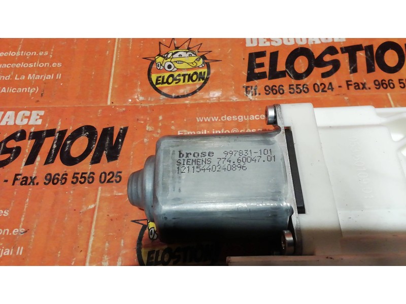 Recambio de motor elevalunas delantero derecho para citroën c4 berlina exclusive referencia OEM IAM 997831101 7746004701 