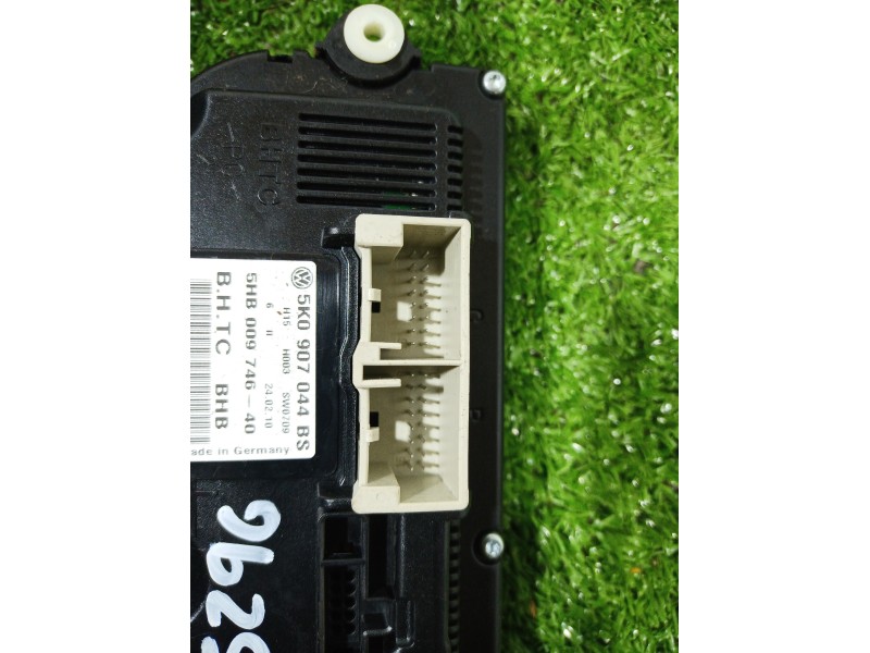 Recambio de mando climatizador para volkswagen golf vi (5k1) advance referencia OEM IAM 5HB00974640 5HB00974640 5K0907044BS