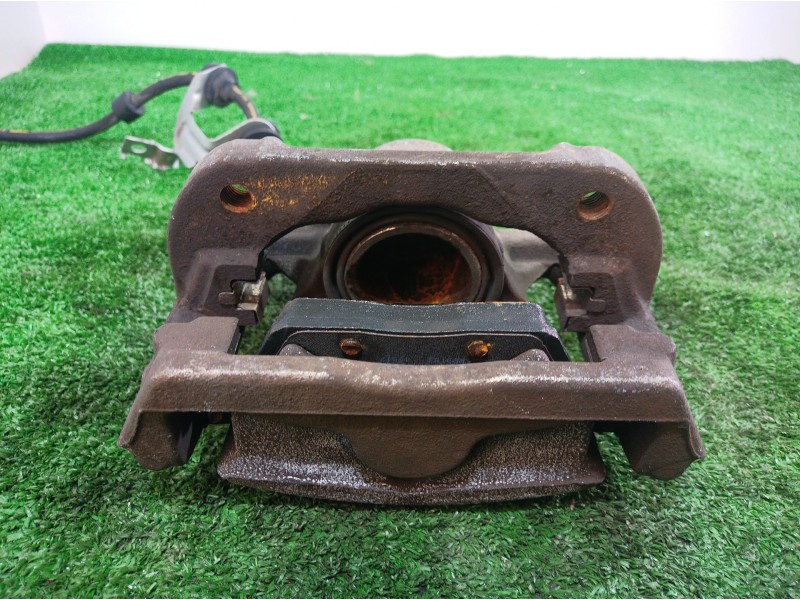 Recambio de pinza freno delantera derecha para bmw serie 1 berlina (e81/e87) 118d referencia OEM IAM 3019B16 3019B16 3019B16