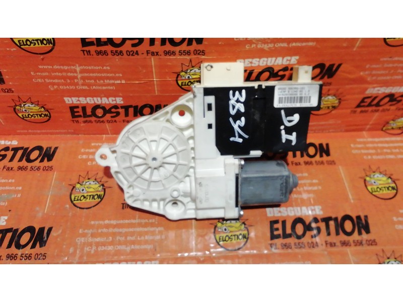 Recambio de motor elevalunas delantero izquierdo para citroën c4 berlina exclusive referencia OEM IAM 997832101 7746004801 