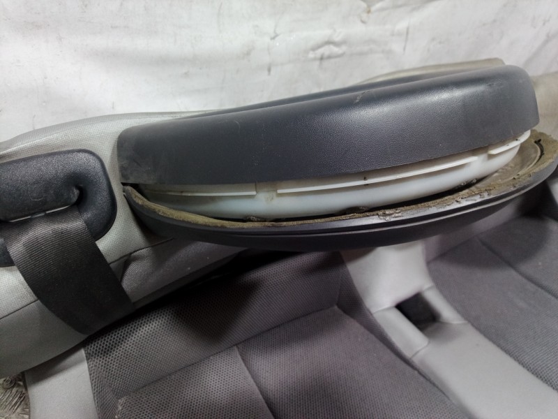 Recambio de juego de asientos completo para citroën c3 pluriel 1.4 exclusive referencia OEM IAM   