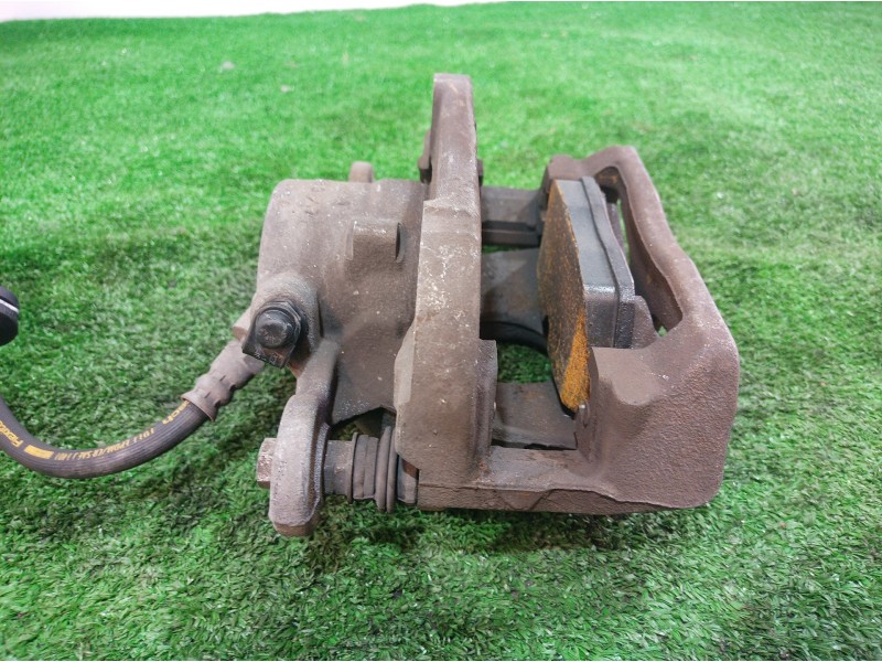 Recambio de pinza freno delantera derecha para bmw serie 1 berlina (e81/e87) 118d referencia OEM IAM 3019B16 3019B16 3019B16