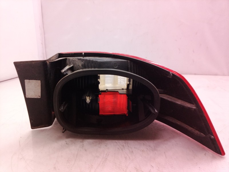 Recambio de piloto trasero izquierdo para renault laguna ii (bg0) authentique referencia OEM IAM 8200002473  