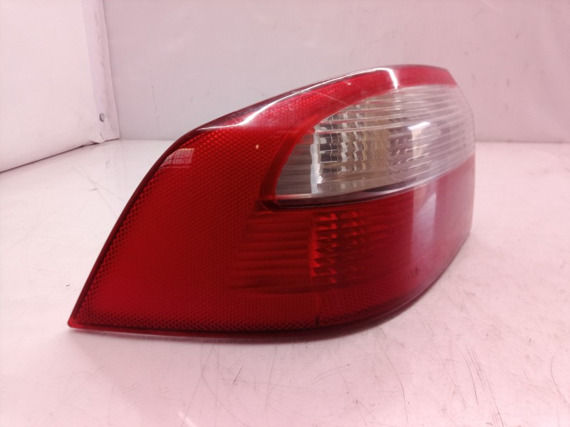 Recambio de piloto trasero izquierdo para renault laguna ii (bg0) authentique referencia OEM IAM 8200002473  