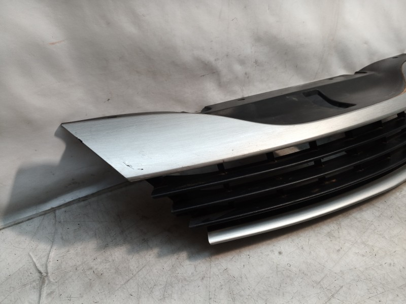 Recambio de rejilla delantera para renault laguna ii (bg0) authentique referencia OEM IAM 8200390126 8200390126 8200390126