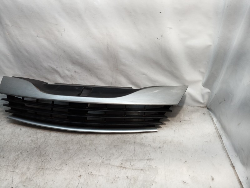 Recambio de rejilla delantera para renault laguna ii (bg0) authentique referencia OEM IAM 8200390126 8200390126 8200390126