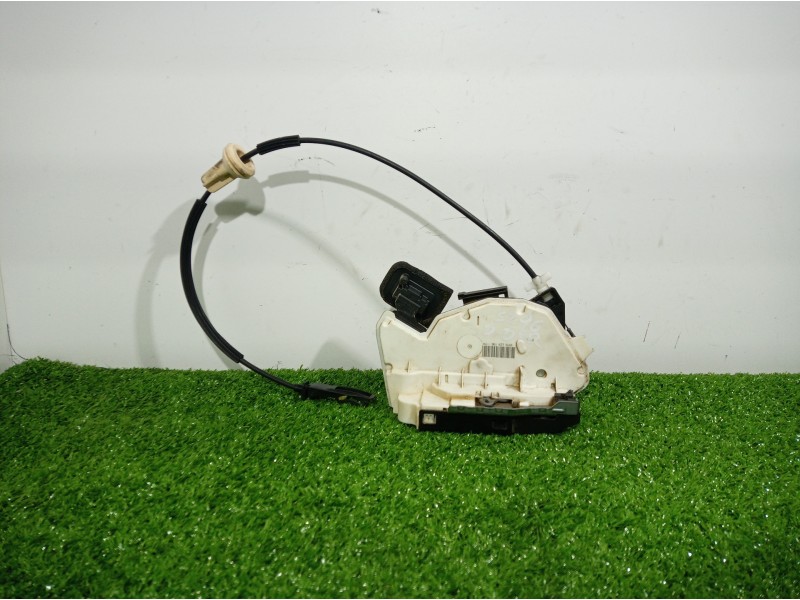 Recambio de cerradura puerta delantera derecha para volkswagen golf vi (5k1) advance referencia OEM IAM 5K1837016B 5K1837016B 