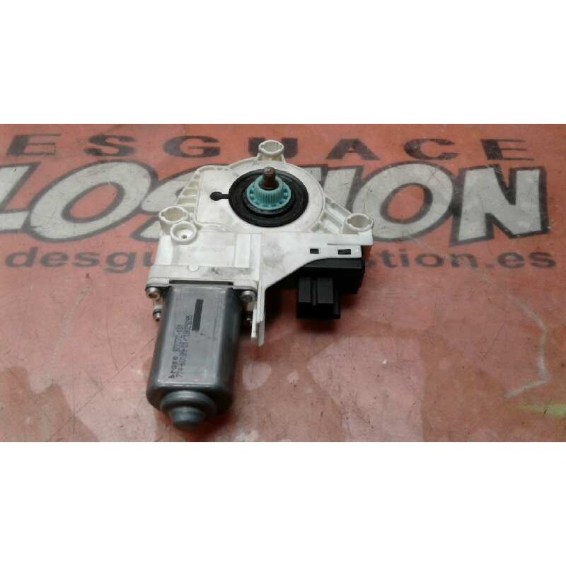 Recambio de motor elevalunas delantero derecho para audi a6 berlina (4f2) 3.0 tdi quattro referencia OEM IAM 4F0959802D  