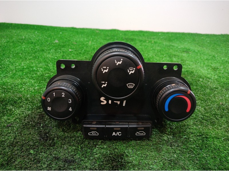 Recambio de mando calefaccion / aire acondicionado para kia carens 2.0 turbodiesel cat referencia OEM IAM 0K2FA61190 0K2FA61190 