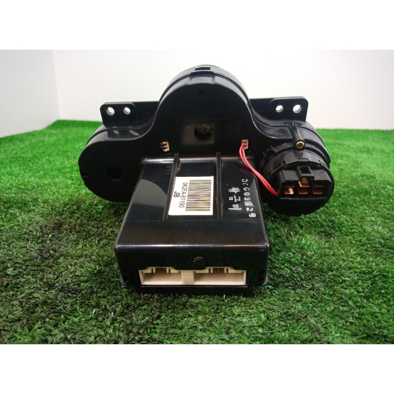 Recambio de mando calefaccion / aire acondicionado para kia carens 2.0 turbodiesel cat referencia OEM IAM 0K2FA61190 0K2FA61190 