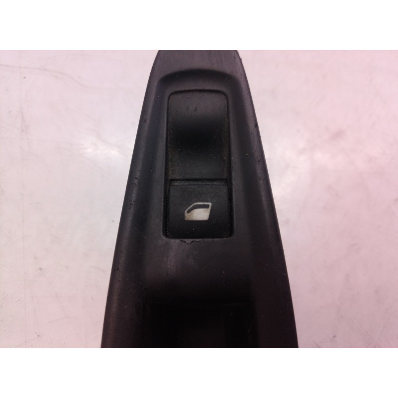 Recambio de mando elevalunas trasero derecho para citroën c4 berlina vtr plus referencia OEM IAM 9650912777 9650912777 965091277