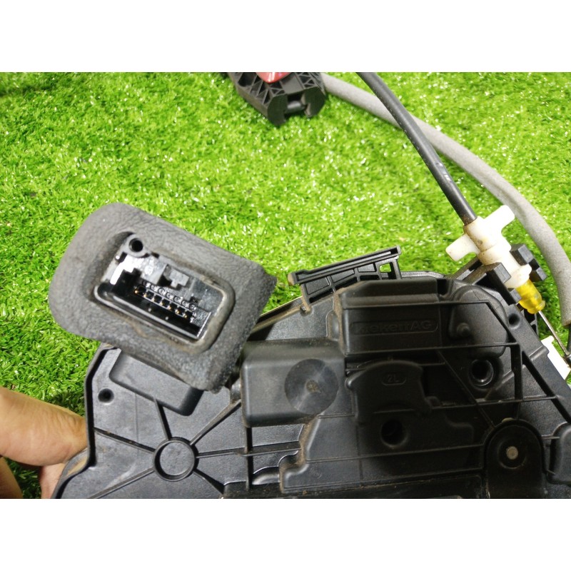 Recambio de cerradura puerta delantera izquierda para volkswagen golf vi (5k1) advance referencia OEM IAM 5K1837015B 5K1837015B 