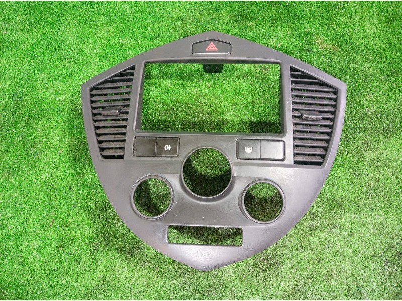 Recambio de moldura interior para kia carens 2.0 turbodiesel cat referencia OEM IAM 0K2FA55210 0K2FA55210 0K2FA55210