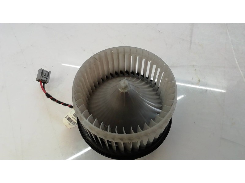 Recambio de ventilador calefaccion para opel insignia berlina cosmo referencia OEM IAM 5242673401 5242673401 5242673401