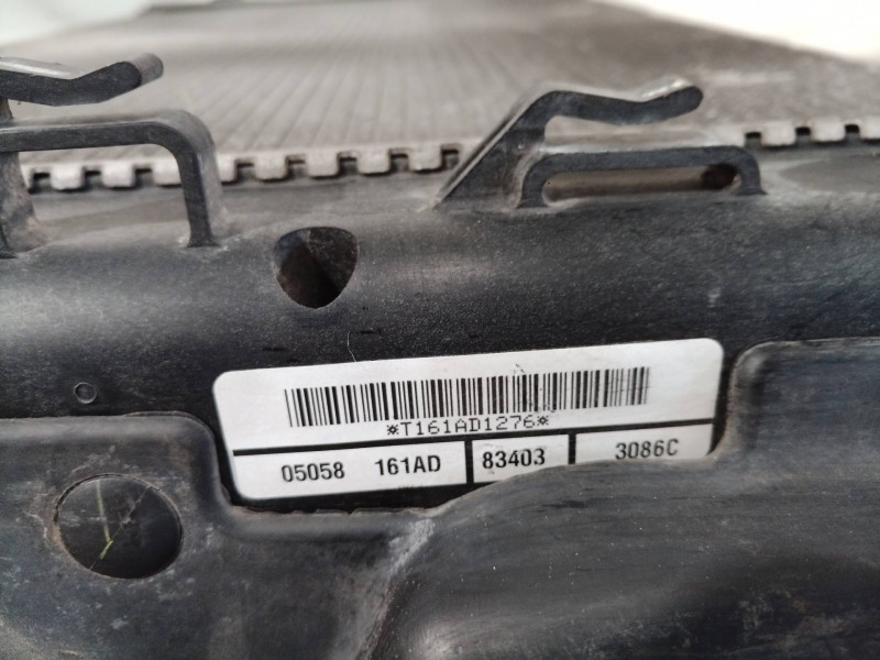 Recambio de radiador agua para dodge caliber s referencia OEM IAM P1007065161 P1007065161 P1007065161