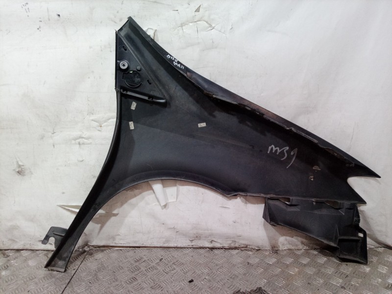 Recambio de aleta delantera izquierda para lancia phedra (180) 3.0 v6 24v emblema cae referencia OEM IAM   