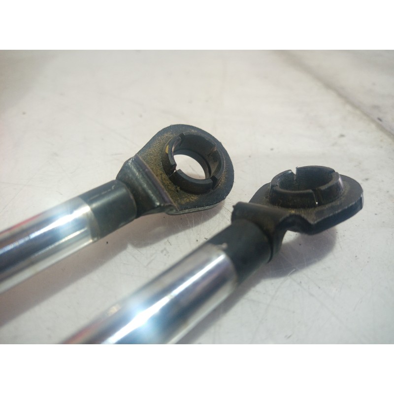 Recambio de amortiguadores maletero / porton para hyundai coupe (j2) 2.0 fx coupe referencia OEM IAM 81770270101 81770270101 817